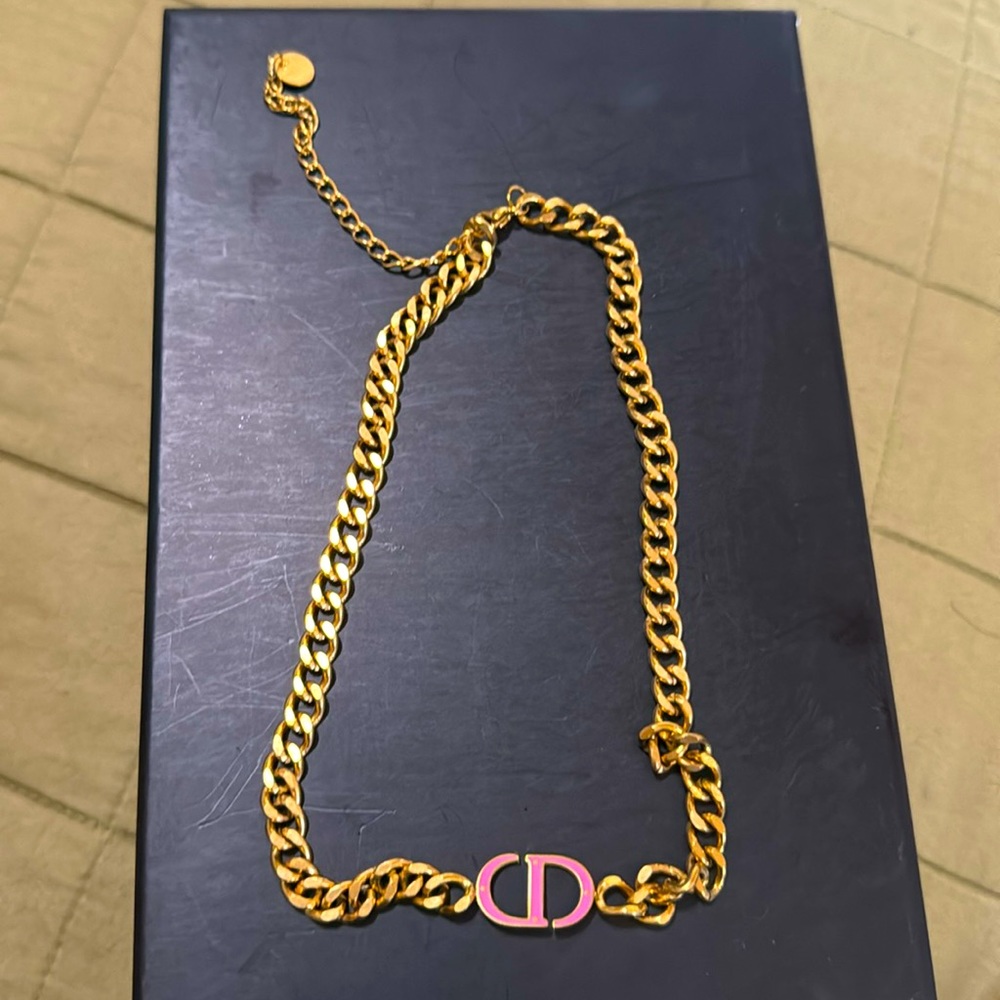 CD necklace with pink